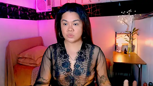 asiankatyhuge online show from October 28, 2025, 11:47 pm