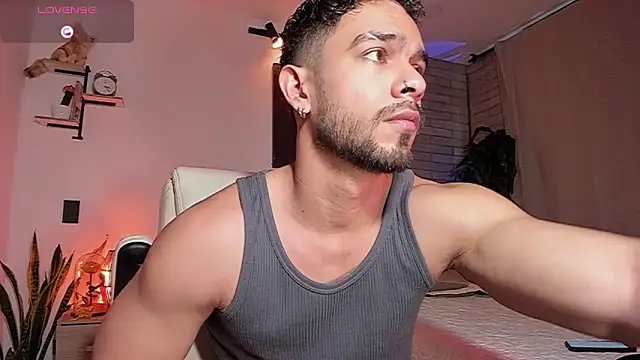 Josseph1  online show from April 6, 2026, 10:33 pm