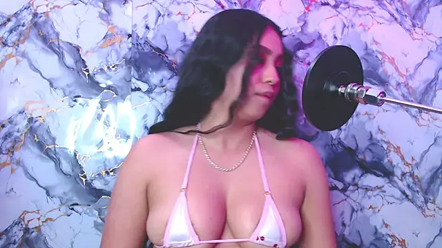 sweeet amy online show from April 8, 2026, 8:32 pm