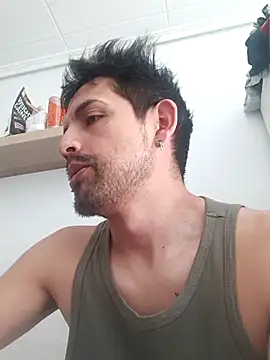 EuphoriaBoys online show from May 19, 2026, 11:06 am