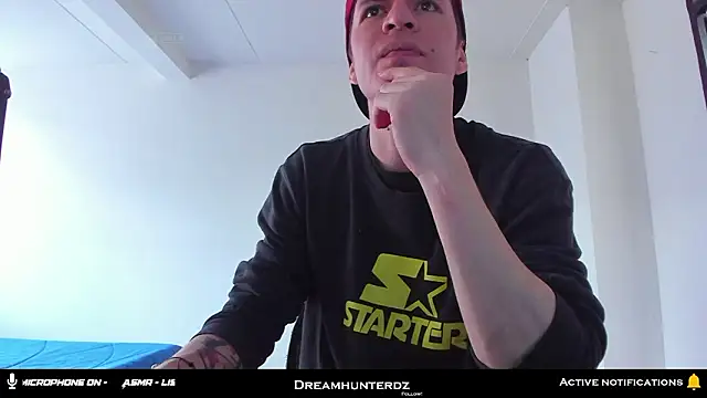 Snapshot of Headhunterdz chatting on February 22, 2026, 7:04 pm Headhunterdz online show from February 22, 2026, 7:04 pm