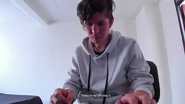 Snapshot of Headhunterdz chatting on March 28, 2026, 5:36 pm Headhunterdz online show from March 28, 2026, 5:36 pm