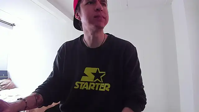 Snapshot of Headhunterdz chatting on April 8, 2026, 7:15 pm Headhunterdz online show from April 8, 2026, 7:15 pm