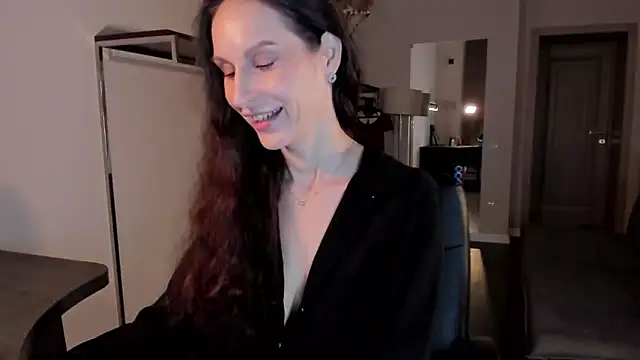 Mila Anders online show from December 22, 2025, 5:51 am