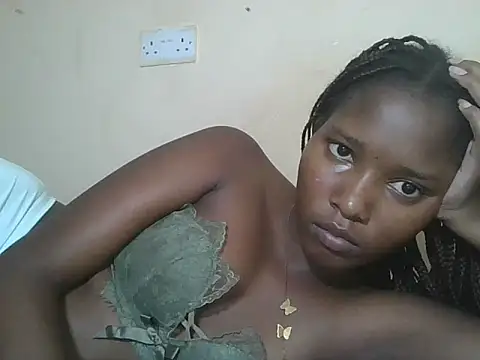 sexyjanett online show from November 3, 2025, 10:57 pm