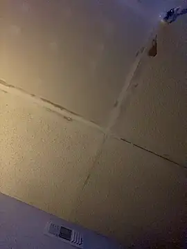 ththotmomma online show from January 27, 2025, 8:07 am