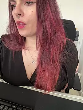 LunaMoongirl online show from March 17, 2025, 2:23 pm