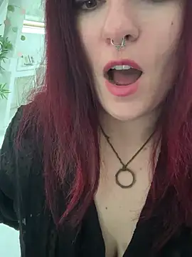 LunaMoongirl online show from September 14, 2025, 5:24 pm