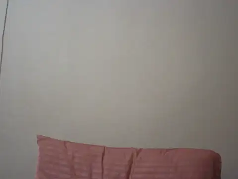 Snapshot of bellachow10 chatting on September 9, 2025, 7:29 am bellachow10 online show from September 9, 2025, 7:29 am