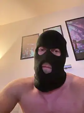 Snapshot of Toyboy471 chatting on January 17, 2025, 2:50 am Toyboy471 online show from January 17, 2025, 2:50 am