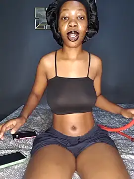 Snapshot of SheisBlacq chatting on February 10, 2026, 9:58 pm SheisBlacq online show from February 10, 2026, 9:58 pm