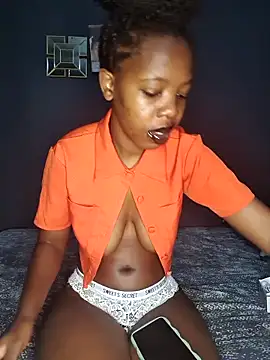 Snapshot of SheisBlacq chatting on February 24, 2026, 9:59 pm SheisBlacq online show from February 24, 2026, 9:59 pm