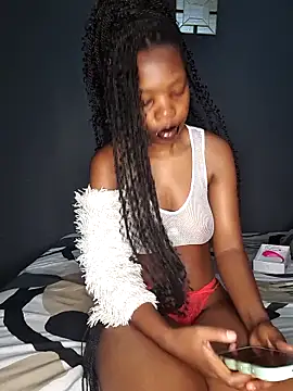 Snapshot of SheisBlacq chatting on February 18, 2026, 10:28 pm SheisBlacq online show from February 18, 2026, 10:28 pm