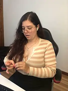 kayortiiz online show from July 9, 2026, 12:22 am