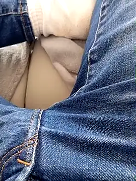 Snapshot of mickzizi chatting on March 21, 2025, 9:12 am mickzizi online show from March 21, 2025, 9:12 am