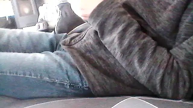 Snapshot of mickzizi chatting on November 5, 2025, 8:06 am mickzizi online show from November 5, 2025, 8:06 am