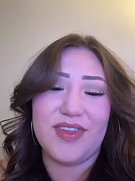 RosieDixx online show from July 1, 2026, 5:19 am