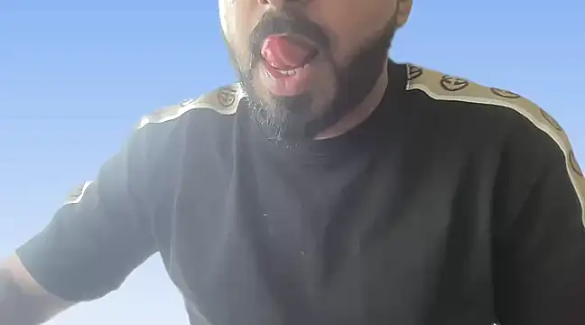 Snapshot of rahulkweel chatting on December 24, 2024, 6:00 am rahulkweel online show from December 24, 2024, 6:00 am