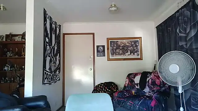 HOTANAL online show from March 10, 2026, 1:42 am