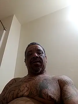 Snapshot of yellowwetfox chatting on April 10, 2026, 4:25 pm yellowwetfox online show from April 10, 2026, 4:25 pm