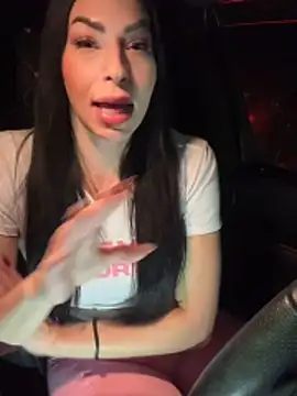 Snapshot of annablisss chatting on January 7, 2026, 3:22 am annablisss online show from January 7, 2026, 3:22 am