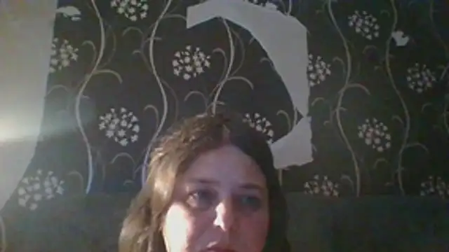 Snapshot of HouseWifeWhore_Milf chatting on June 15, 2026, 1:06 am HouseWifeWhore Milf online show from June 15, 2026, 1:06 am