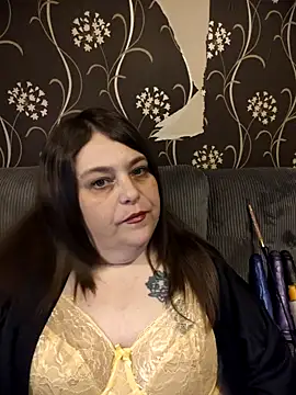 Snapshot of HouseWifeWhore_Milf chatting on May 12, 2026, 9:32 pm HouseWifeWhore Milf online show from May 12, 2026, 9:32 pm