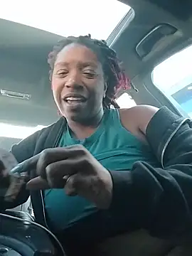 markquanna online show from November 10, 2025, 6:35 pm