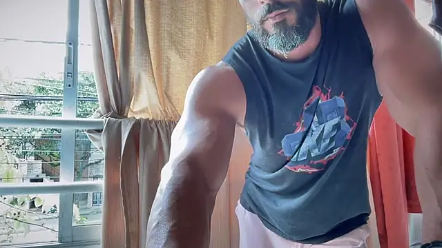 romeolovedark online show from January 12, 2026, 6:58 pm