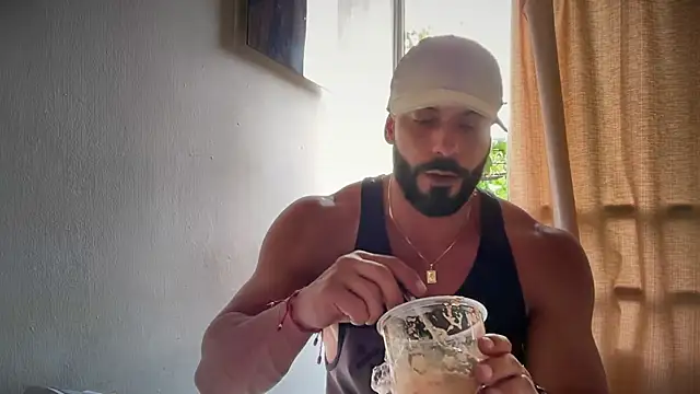 romeolovedark online show from April 10, 2026, 9:22 pm