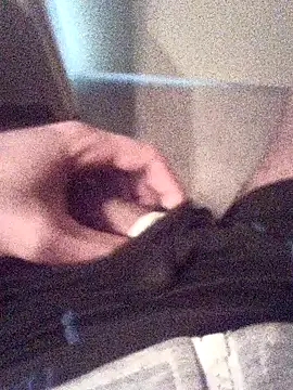 Invisiblesqz online show from January 14, 2026, 1:26 pm