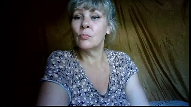 karina ren  online show from July 28, 2026, 1:10 pm