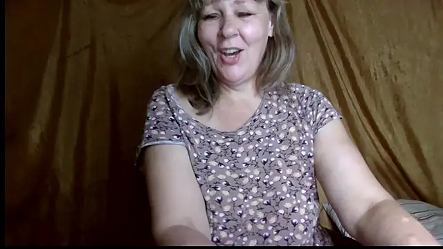 karina ren  online show from July 24, 2026, 4:41 am