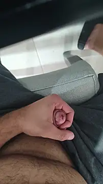 molok329 online show from November 12, 2025, 4:44 pm