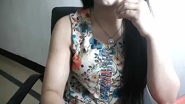 Snapshot of Chanchal--Navya chatting on February 22, 2026, 5:25 pm Chanchal--Navya online show from February 22, 2026, 5:25 pm