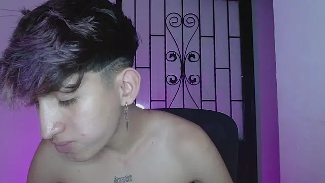 littlextreme online show from February 10, 2025, 11:55 pm