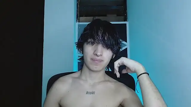 littlextreme online show from March 9, 2026, 1:42 am