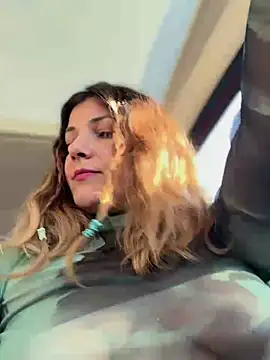 Snapshot of DaisyVibesss chatting on March 6, 2025, 8:52 am DaisyVibesss online show from March 6, 2025, 8:52 am