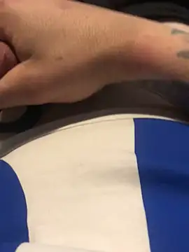 Hugetings online show from February 9, 2025, 5:19 am