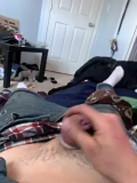 Hugetings online show from April 17, 2026, 6:44 pm