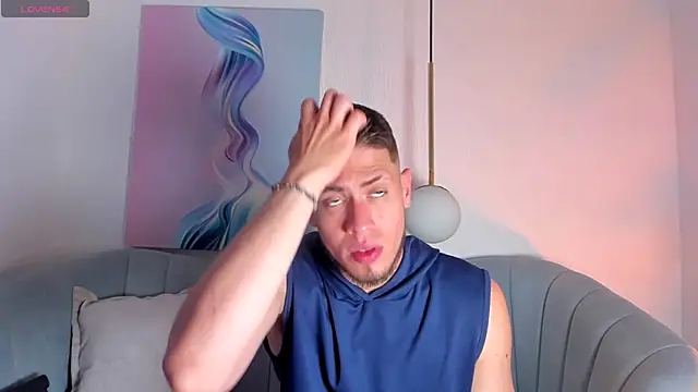 SebastianMaximoff online show from October 25, 2025, 7:36 pm