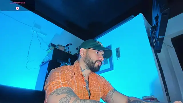 Snapshot of CamiloGray_ chatting on September 20, 2025, 11:59 am CamiloGray online show from September 20, 2025, 11:59 am