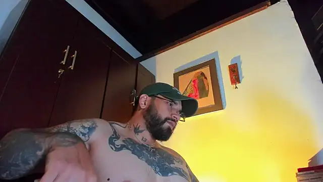 CamiloGray  online show from May 15, 2026, 2:04 pm
