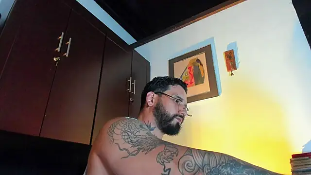 CamiloGray  online show from May 22, 2026, 3:21 pm