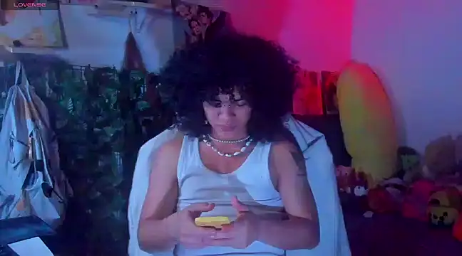 Snapshot of sweetvond_ chatting on March 3, 2025, 3:49 am sweetvond  online show from March 3, 2025, 3:49 am