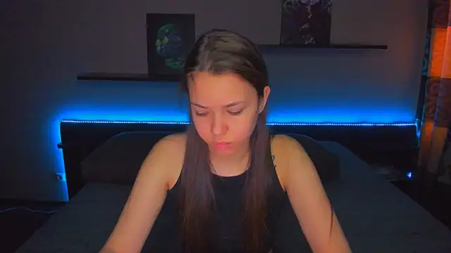 Snapshot of AlexaBarkley chatting on April 15, 2026, 12:49 am AlexaBarkley online show from April 15, 2026, 12:49 am