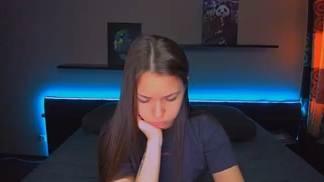 Snapshot of AlexaBarkley chatting on April 7, 2026, 12:45 am AlexaBarkley online show from April 7, 2026, 12:45 am