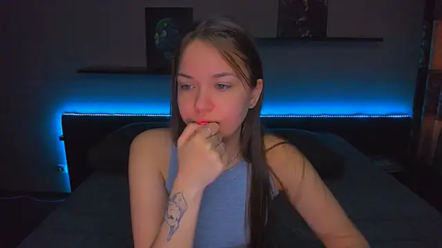 Snapshot of AlexaBarkley chatting on March 19, 2026, 12:43 am AlexaBarkley online show from March 19, 2026, 12:43 am