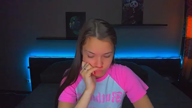 Snapshot of AlexaBarkley chatting on March 30, 2026, 12:34 am AlexaBarkley online show from March 30, 2026, 12:34 am