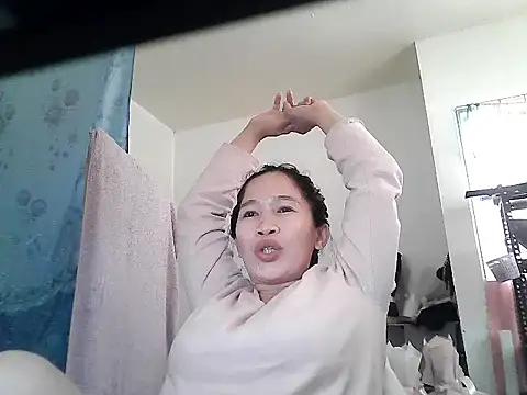 Alexiadreamer online show from March 16, 2026, 1:02 am